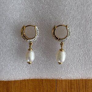 Kate Spade Pearl Hoop Earring